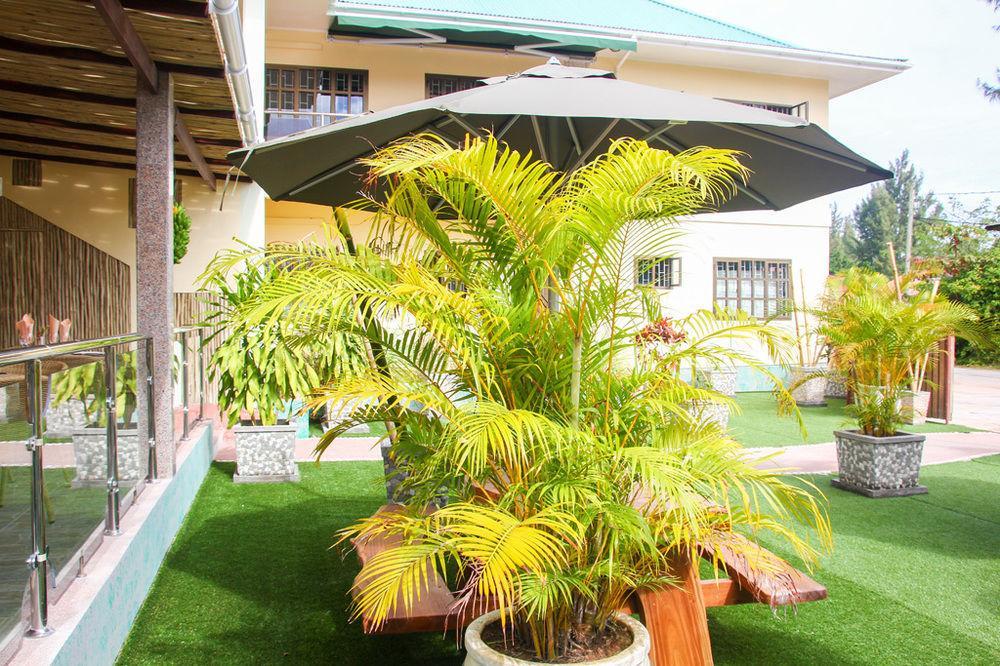 Chez Bea Luxury Villa Baie Sainte Anne Exteriör bild