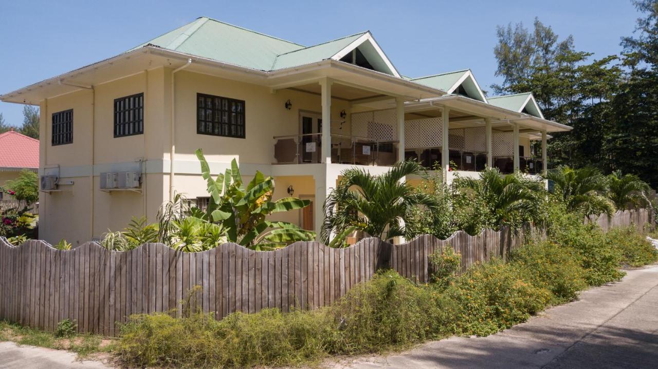 Chez Bea Luxury Villa Baie Sainte Anne Exteriör bild
