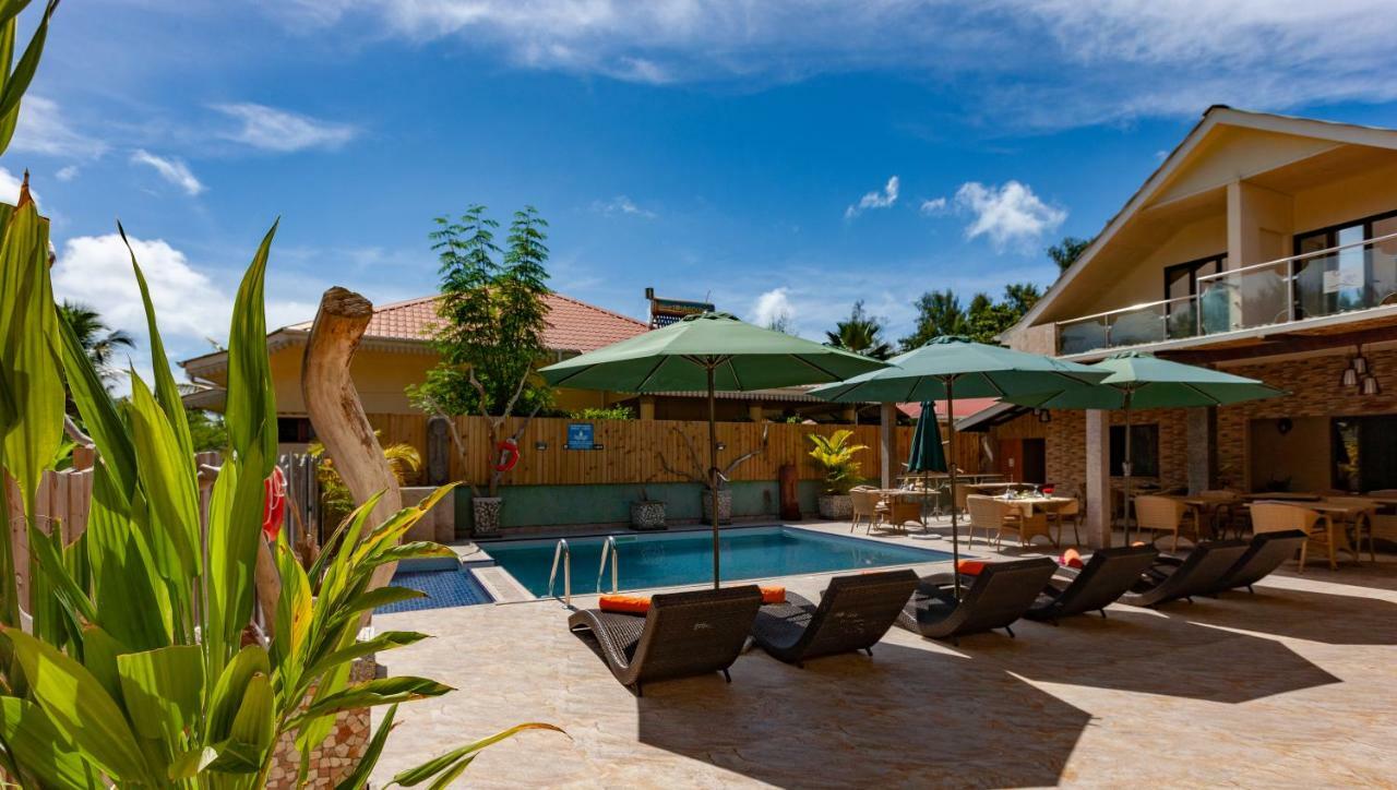 Chez Bea Luxury Villa Baie Sainte Anne Exteriör bild